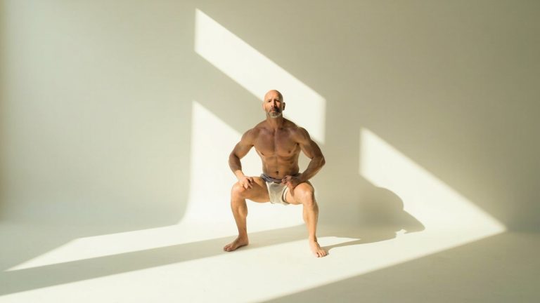 squat sumo: quels muscles travaillent et comment les activer